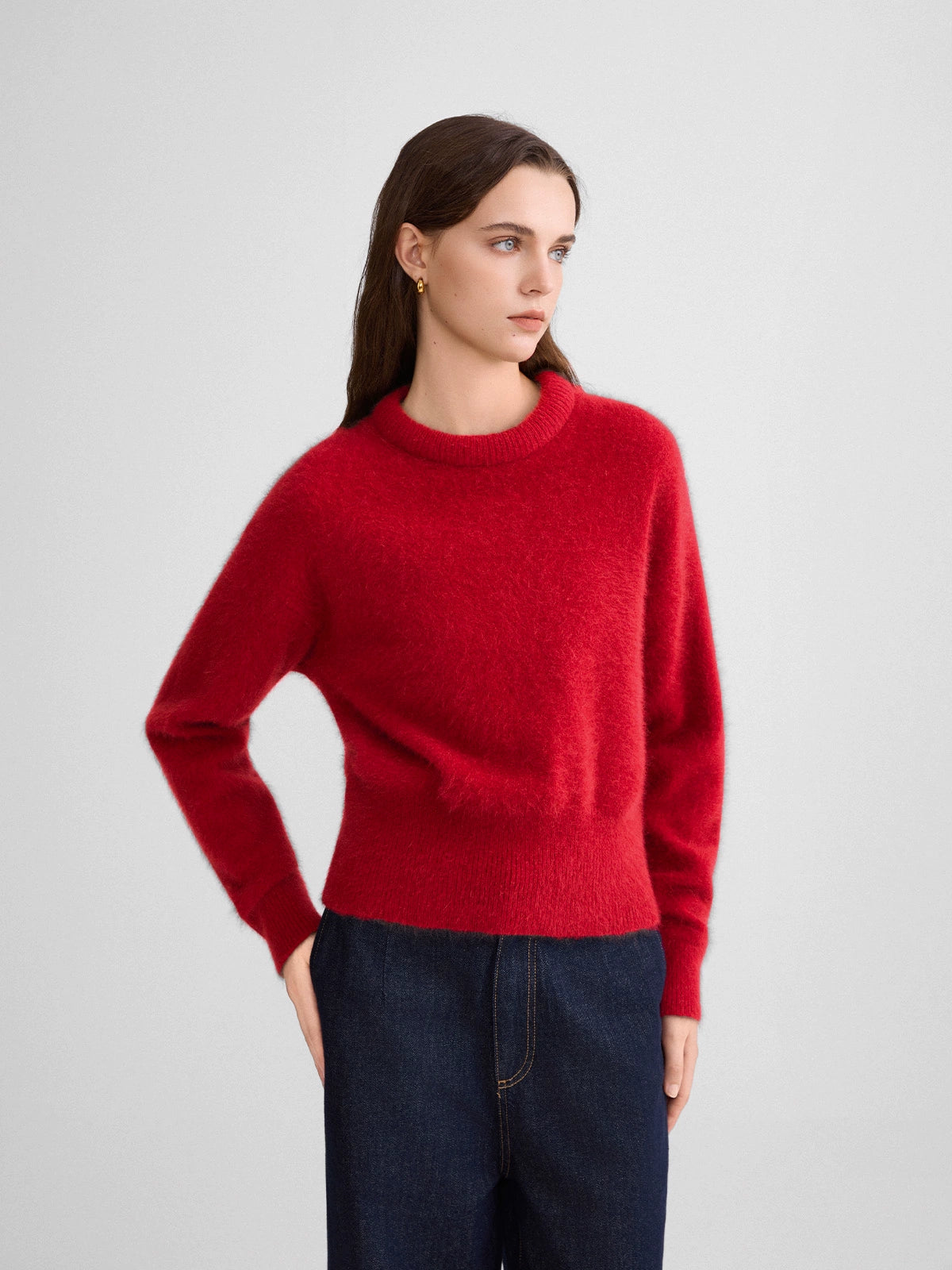 The rumah balloon neck fox fleece knitted sweater cloud mousse short slim knitted crew neck top