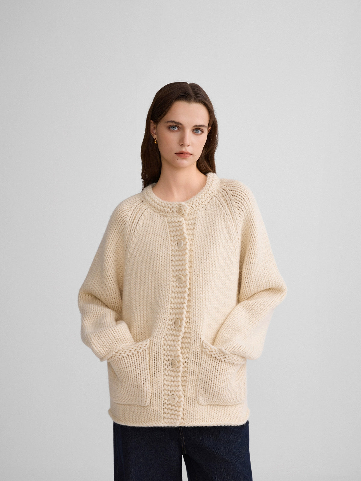 The rumah retro thick stick and needle sweater jacket, the new mother brand heavy industry woven wool knitted cardigan