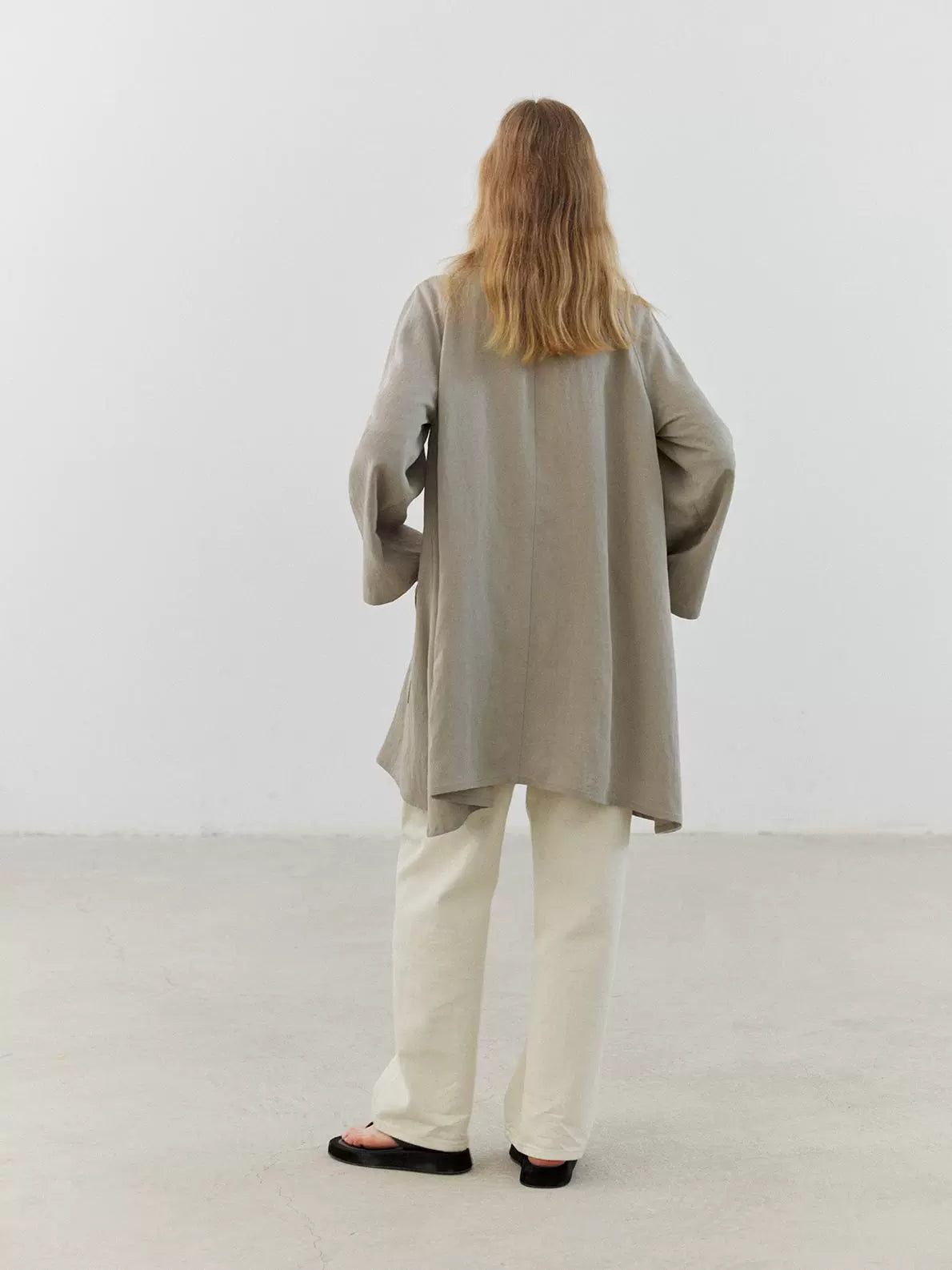 The rumah grey A-shaped trench coat, umbrella-shaped medium and long trench coat