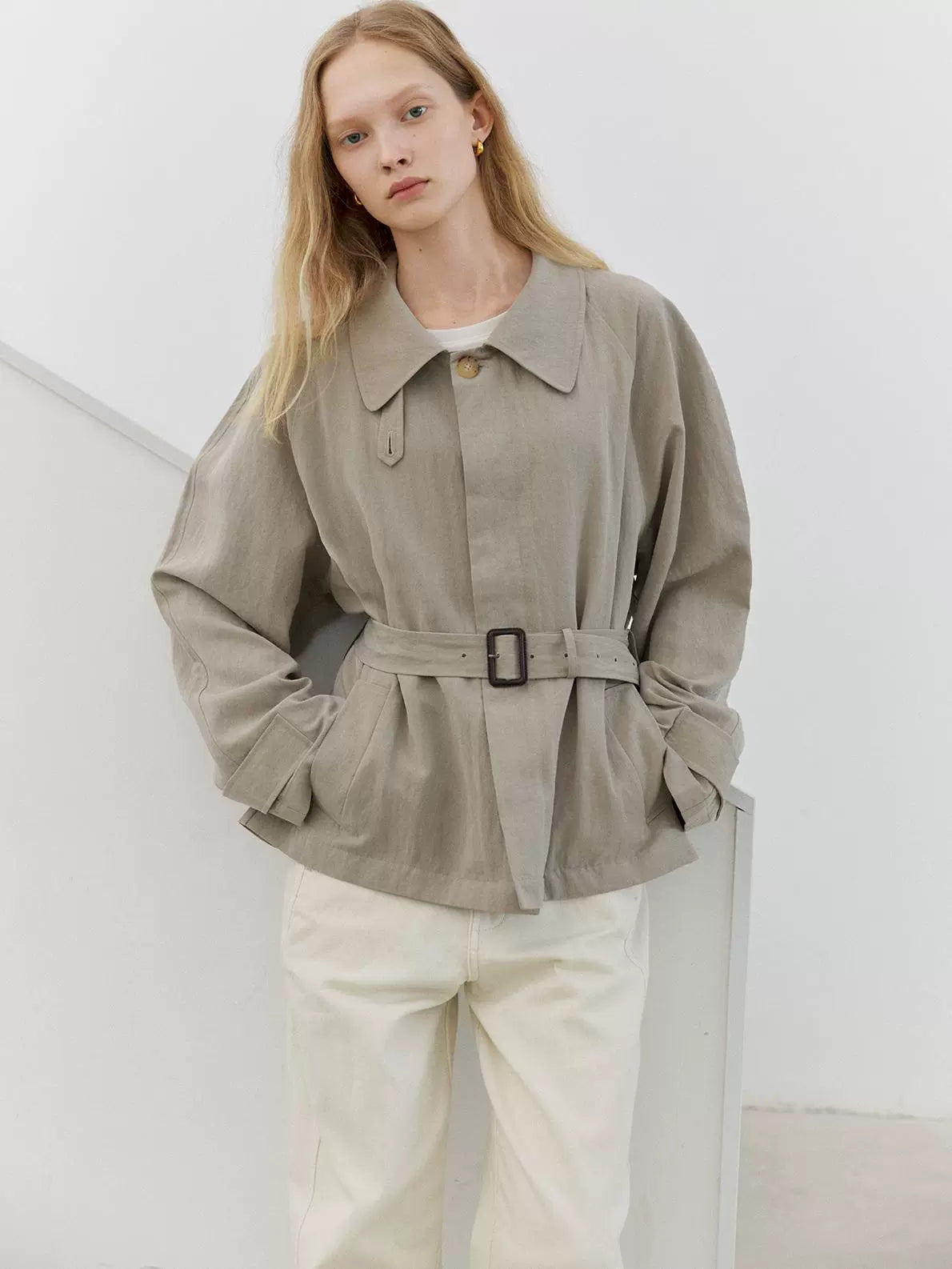The rumah grey short buckle trench coat, Lyocell imitation hemp soft drop trench coat