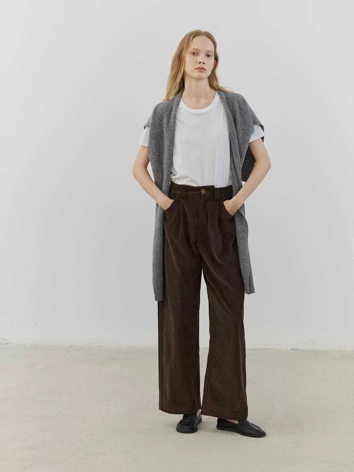 Discount special the rumah brown corduroy casual pants, retro high-waisted versatile trousers, velvet three-dimensional