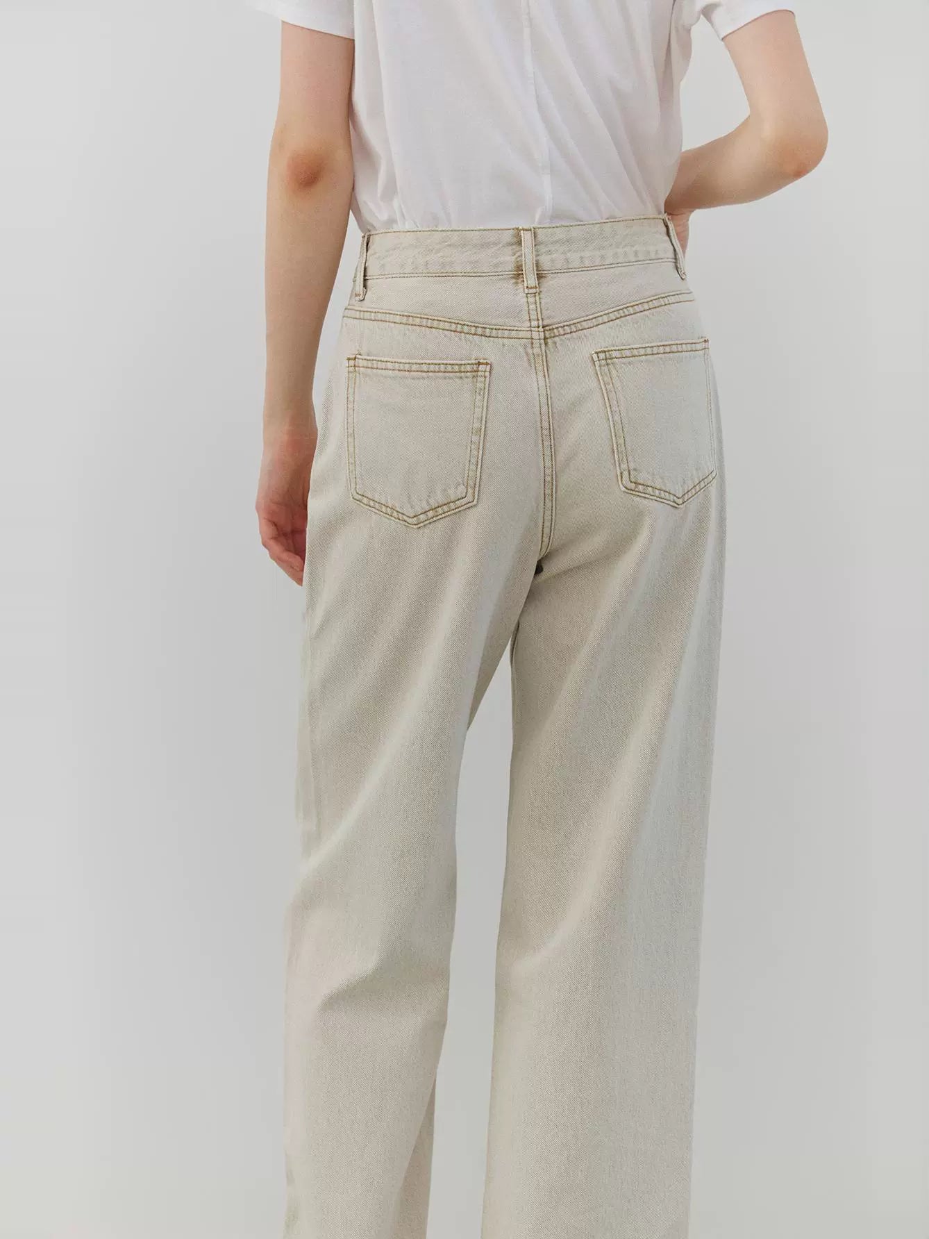 The rumah dune color old white jeans, classic straight wide-leg pants, slim jeans